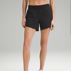 Lululemon Track That Mid-Rise 4” Shorts Black Size 6